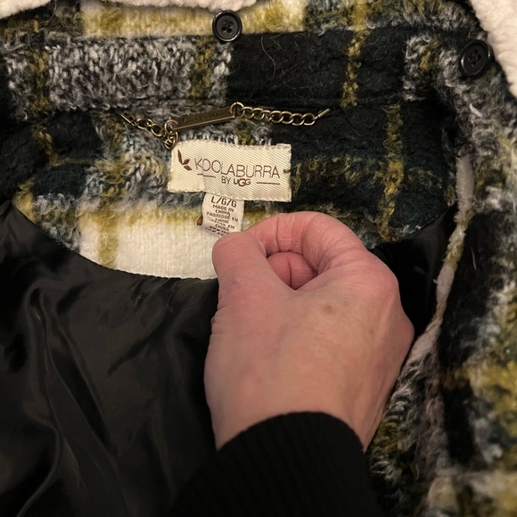 Koolaburra by Ugg Plaid Coat with Sherpa Collar - Picture 8 of 8